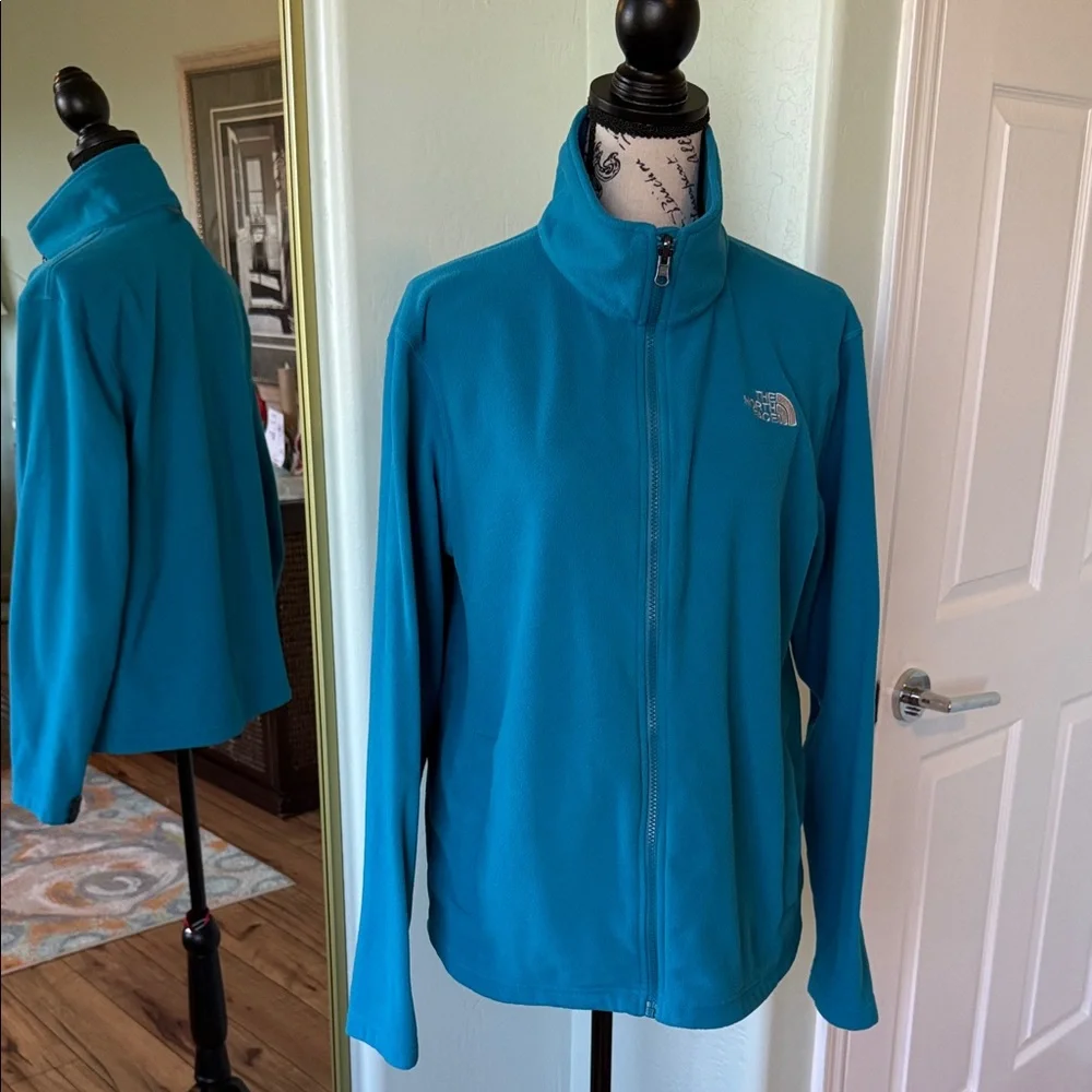 The North Face Men's Teal Lightweight Fleece Jacket